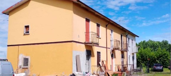Apartamento de 3 habitaciónes en Robbio, Italy No. 286225 4