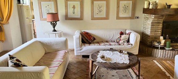 Casa de 5 divisões em Tavoleto, Italy N.º 229653 10