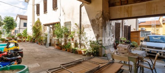 3 غرف نوم منزل في Rolo, Italy رقم 258512 2