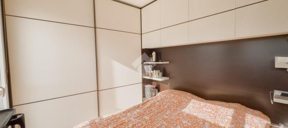 3-salle Appartement à Lissone, Italy No. 2307 39