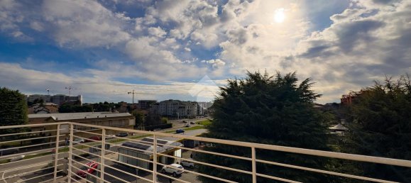 3-salle Appartement à Lissone, Italy No. 2307 45