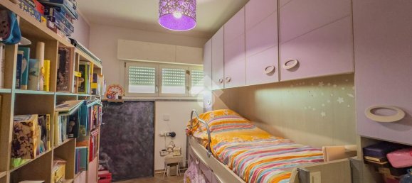 3-salle Appartement à Lissone, Italy No. 2307 30