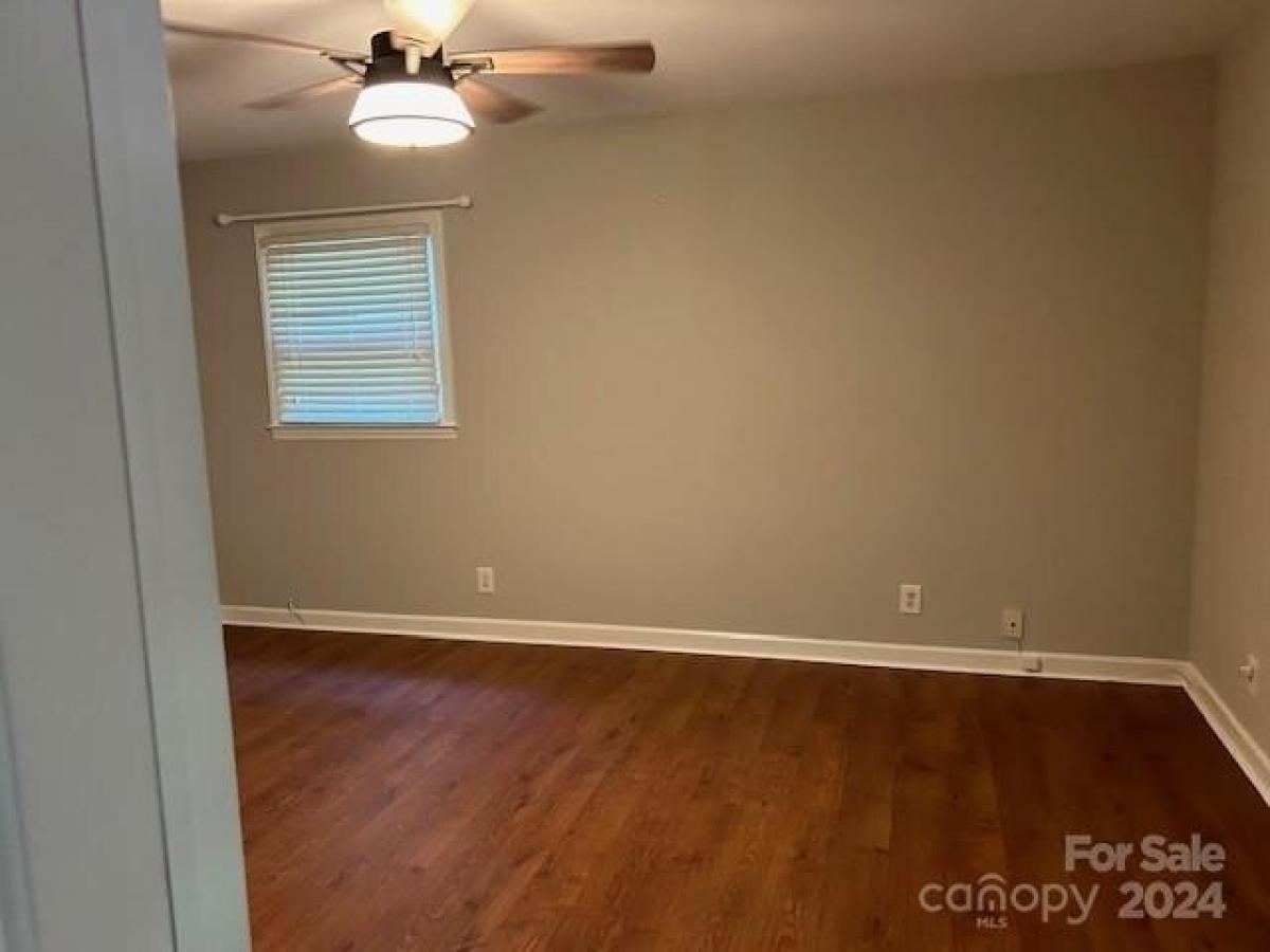 Casa de 3 dormitorios en Wingate, USA No. 289840