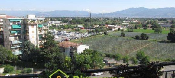 3 chambres Appartement à Scandicci, Italy No. 348032 5