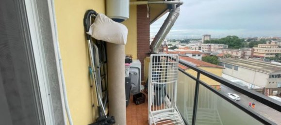 2 bedrooms Apartment in Baranzate, Italy No. 360469 16