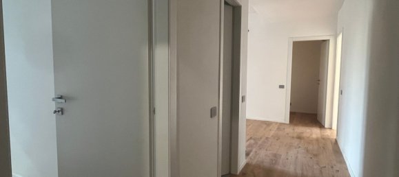 3غرفة شقة في Milan, Italy رقم 307141 9