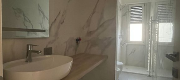 3غرفة شقة في Milan, Italy رقم 307141 10