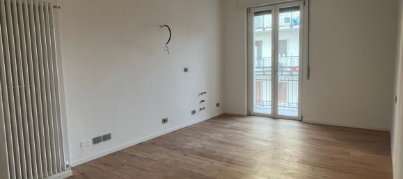 3غرفة شقة في Milan, Italy رقم 307141 4