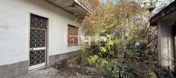 8-salle Villa à Seregno, Italy No. 112018 21