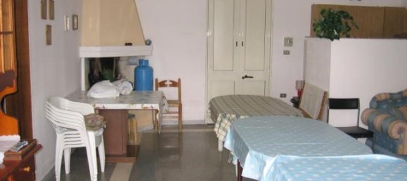 2 bedrooms House in Melendugno, Italy No. 252693 5