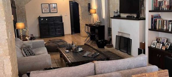 Дом с 4 спальнями в Дорос, Кипр № 10888 10