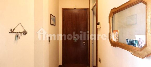 Apartamento de 3 dormitorios en Monza, Italy No. 237950 87