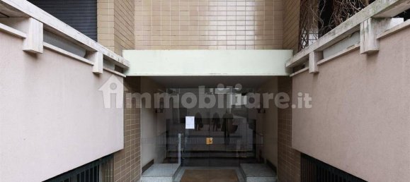 Apartamento de 3 dormitorios en Monza, Italy No. 237950 86