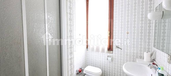 Apartamento de 3 dormitorios en Monza, Italy No. 237950 51