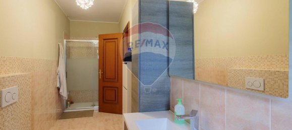 4 rooms House in Parma, Italy No. 171498 13