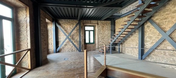 Bâtiment à Peniche, Portugal No. 145204 9