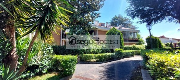 Apartamento de 3 habitaciónes en Rome, Italy No. 36026 2