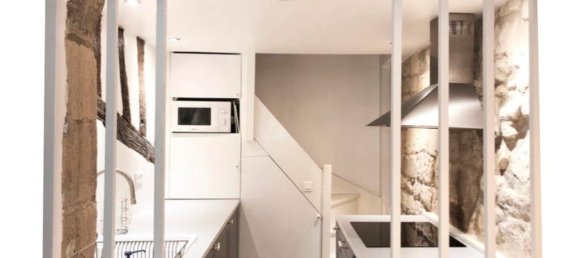 1 bedroom Duplex in Paris, France No. 280115 3