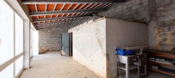 Gebäude in Ourem, Portugal 478m², Nr. 62240 10