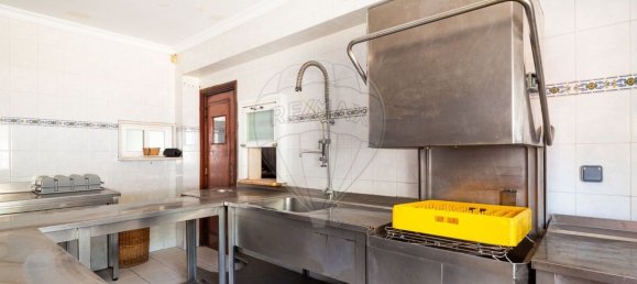 Gebäude in Ourem, Portugal 478m², Nr. 62240 32