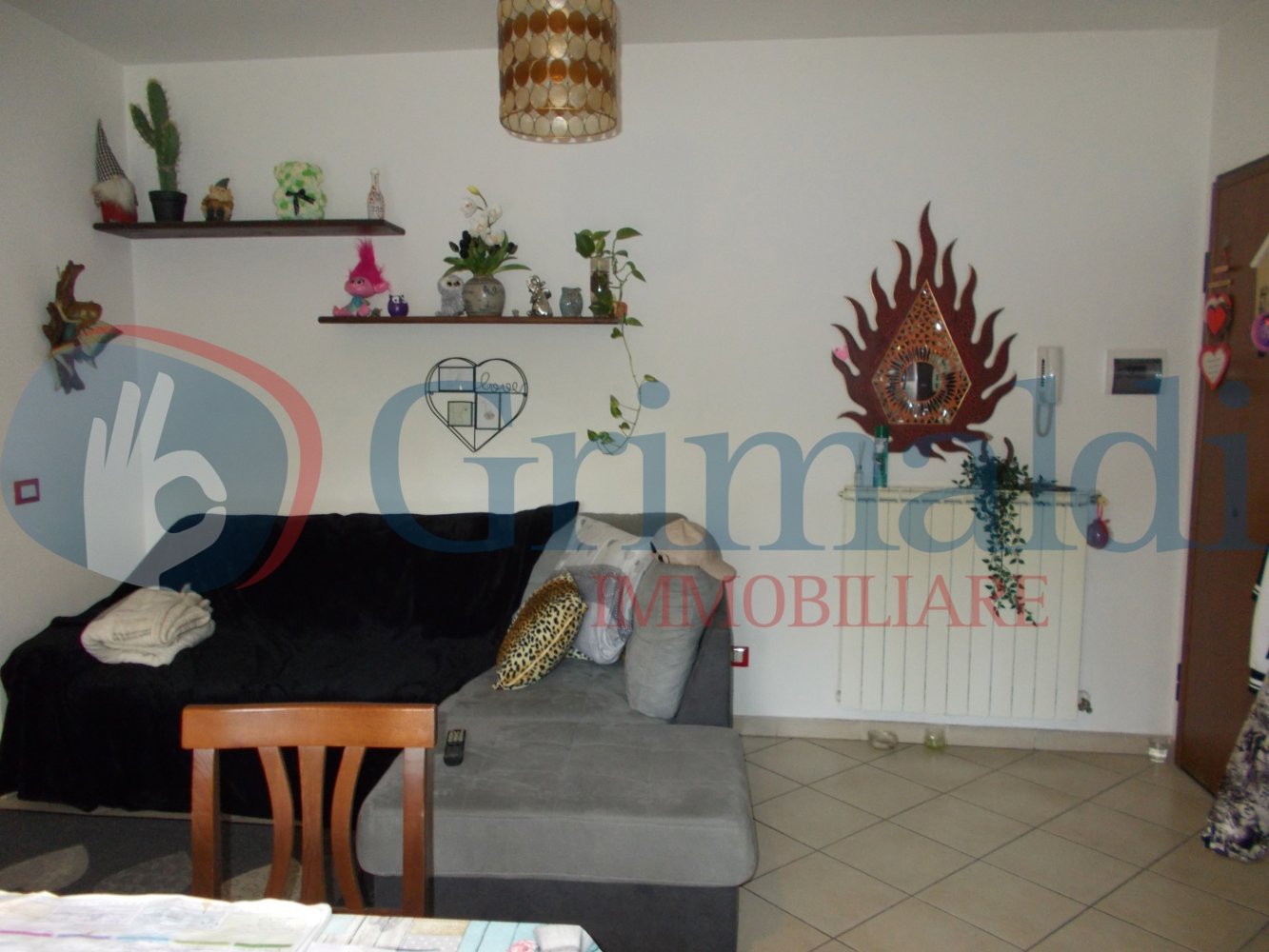 Квартира с 2 комнатами в Веллетри, Италия № 74033