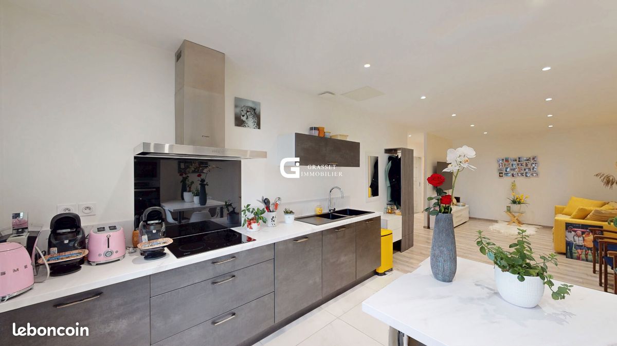 2 Schlafzimmer Wohnung in Oyonnax, France, Nr. 341447