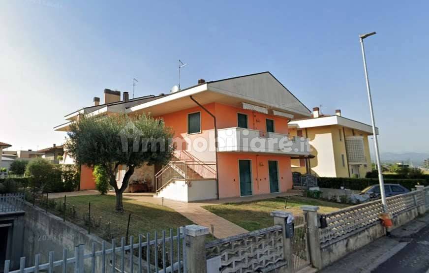 3 bedrooms Apartment in Belfiore, Italy No. 380243