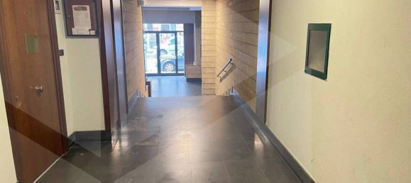 3-salle Penthouse à Bari, Italy No. 17544 18