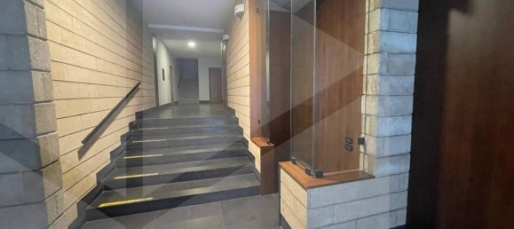 3-salle Penthouse à Bari, Italy No. 17544 19