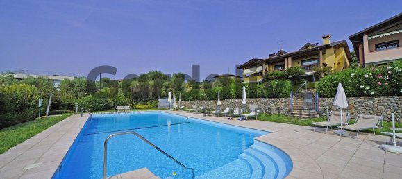 6 rooms Apartment in Padenghe sul Garda, Italy No. 153582 2