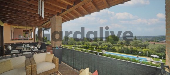 6 rooms Apartment in Padenghe sul Garda, Italy No. 153582 8