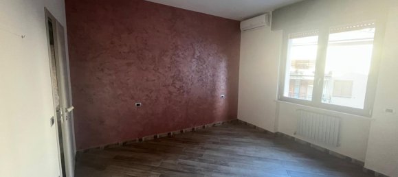 3 rooms Apartment in Voghera, Italy No. 281731 11