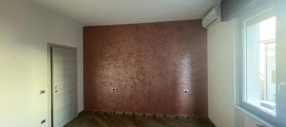 3 rooms Apartment in Voghera, Italy No. 281731 12