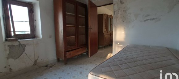 Casa de 3 dormitorios en Longobardi, Italy No. 81733 14