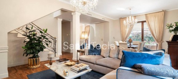 5غرفة فيلا في Arese, Italy رقم 238242 18