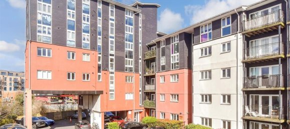 3 Schlafzimmer Wohnung in Essex, United Kingdom, Nr. 4075 2