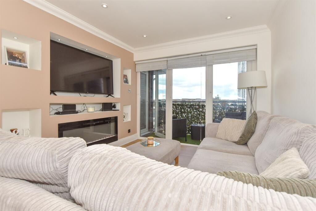 3 Schlafzimmer Wohnung in Essex, United Kingdom, Nr. 4075