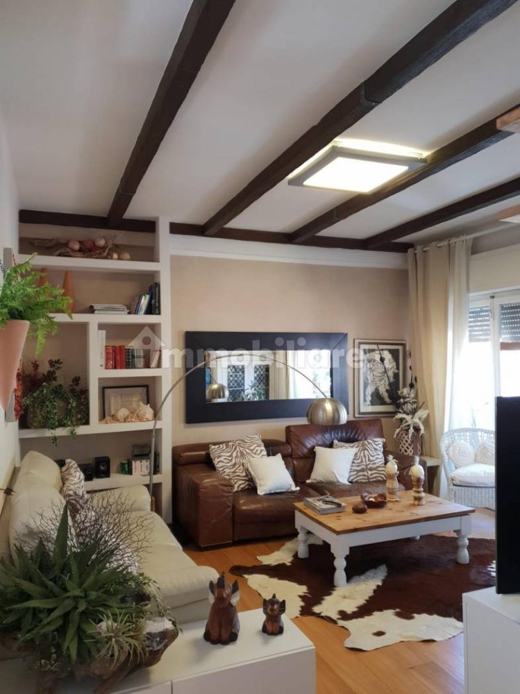 1 غرف نوم شقة في Carrara, Italy رقم 47554