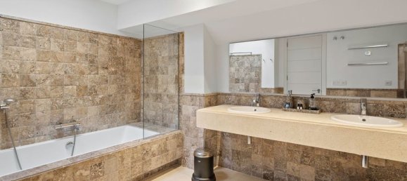 3 غرف نوم بانتهاوس في Malaga, Spain رقم 186049 12