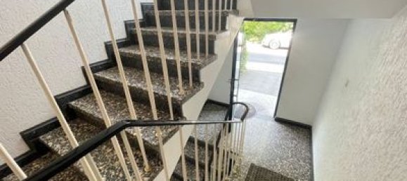 3-salle Appartement à Dusseldorf, Germany No. 7803 3