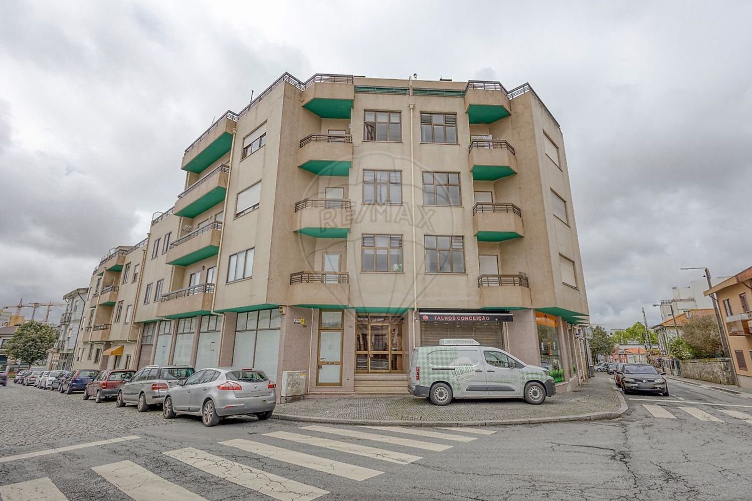 3 bedrooms Apartment in Maia, Portugal No. 9517