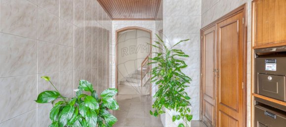 3 bedrooms Apartment in Maia, Portugal No. 9517 16