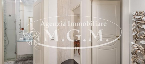10 rooms Villa in Bientina, Italy No. 72631 33