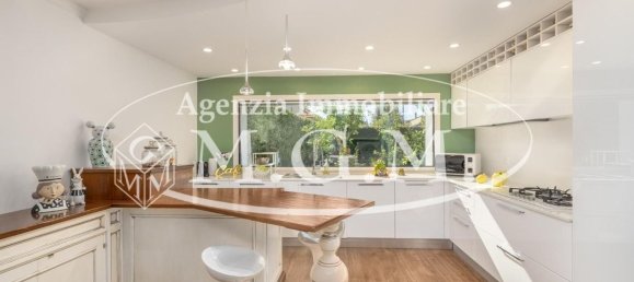 10 rooms Villa in Bientina, Italy No. 72631 21