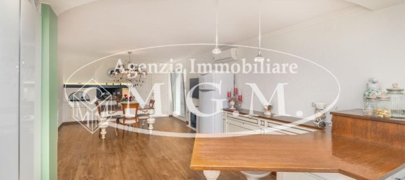 10 rooms Villa in Bientina, Italy No. 72631 26