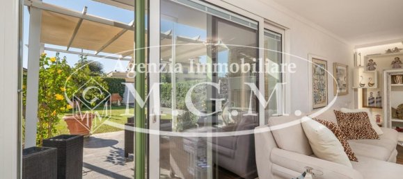 10 rooms Villa in Bientina, Italy No. 72631 10