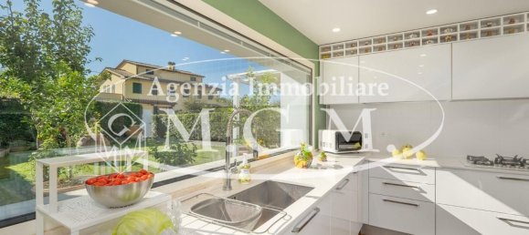 10 rooms Villa in Bientina, Italy No. 72631 25