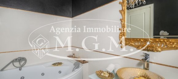 10 rooms Villa in Bientina, Italy No. 72631 47