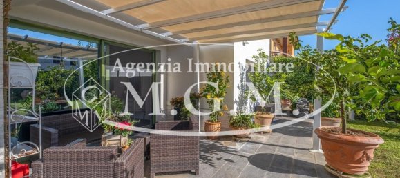 10 rooms Villa in Bientina, Italy No. 72631 5