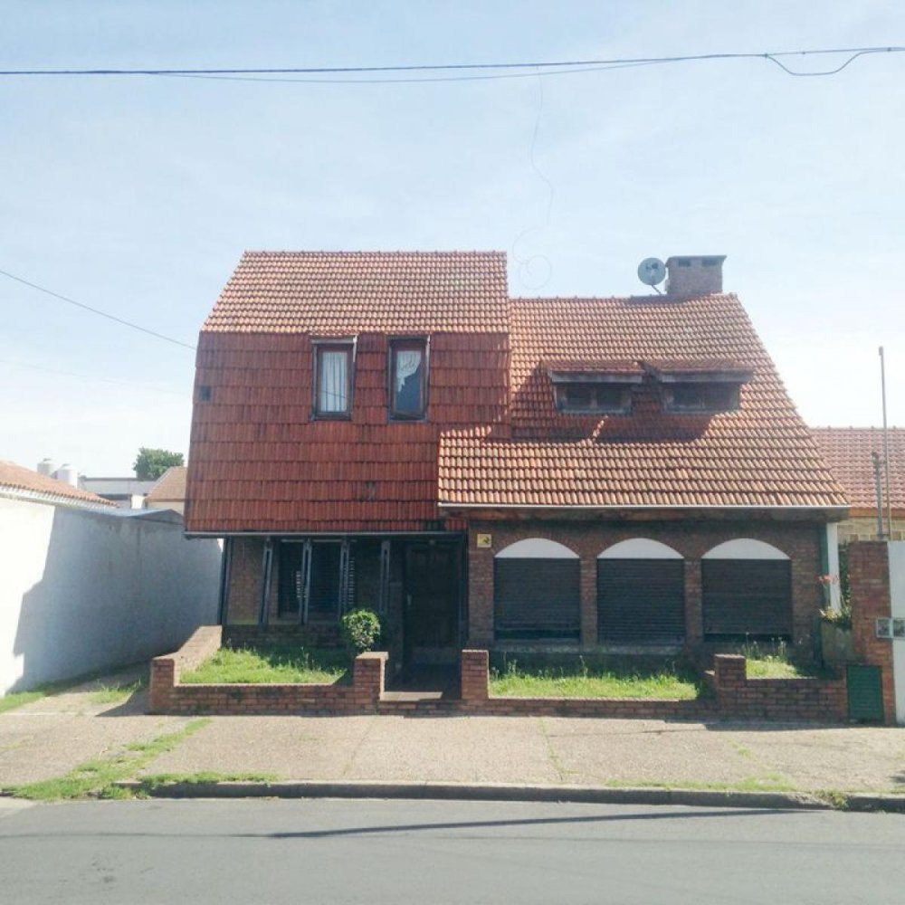 Casa T3 em Bermudez, Argentina N.º 3603